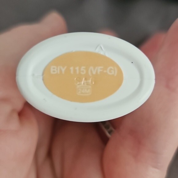 Clinique BIY blend it yourself pigment drops 115 VF-G - Picture 8 of 9